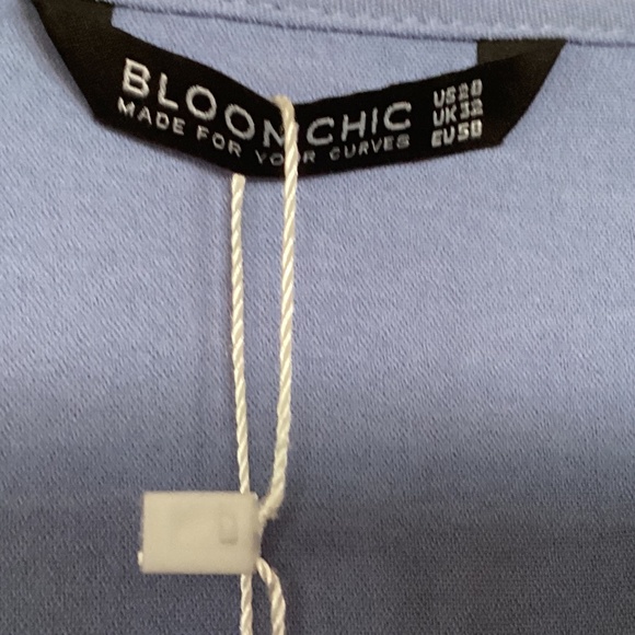 BloomChic Blue Flutter Sleeve Elastic Waist Laser Cut Hem Dress Size 28 - Picture 7 of 7